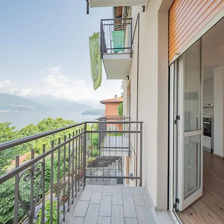 Holiday home Lake-view Apartment, 1 Min Walk From The