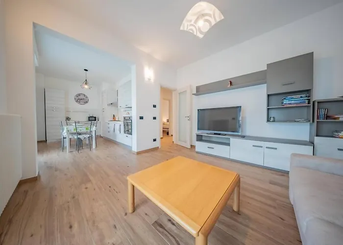 度假居 Castelaus, View, Ac, 1 Min Walk From The 德尔维奥