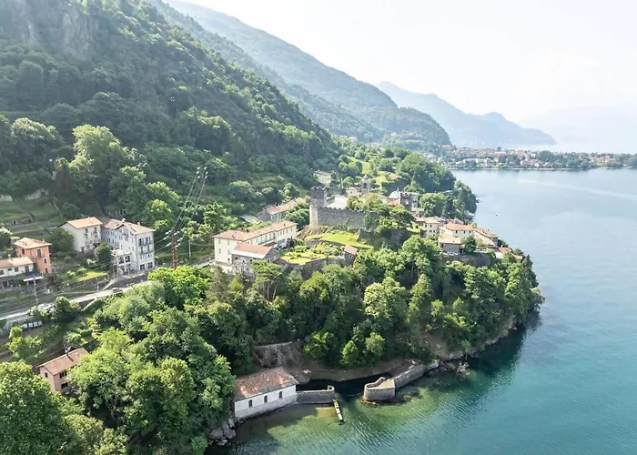 Castelaus, View, Ac, 1 Min Walk From The * 德尔维奥